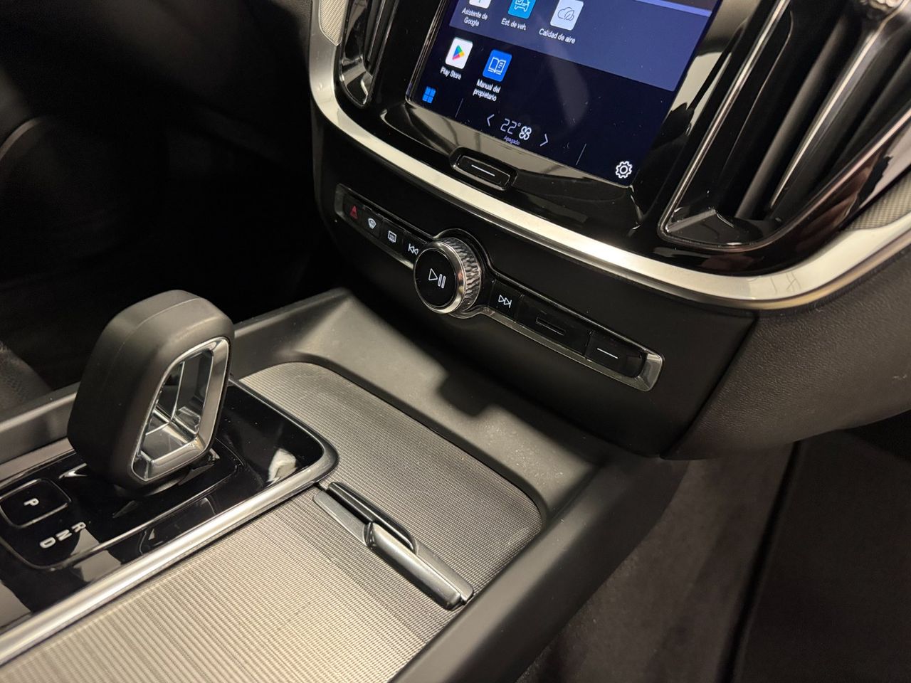 Volvo V60 B4 D PLUS DARK AUTO foto 39