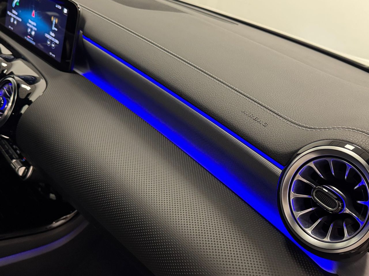 Mercedes CLA 250 AMG miniatura 31