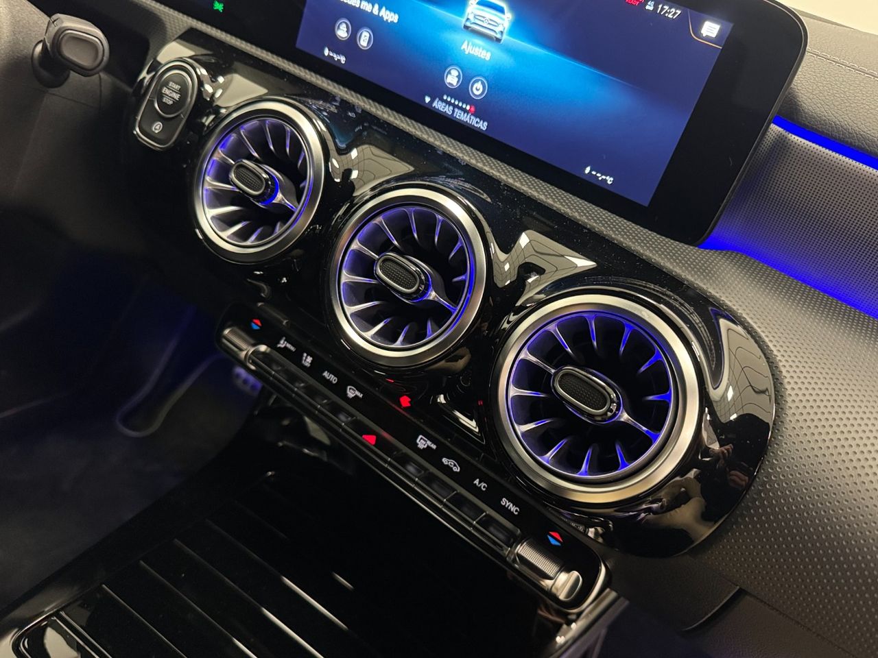 Mercedes CLA 250 AMG miniatura 40