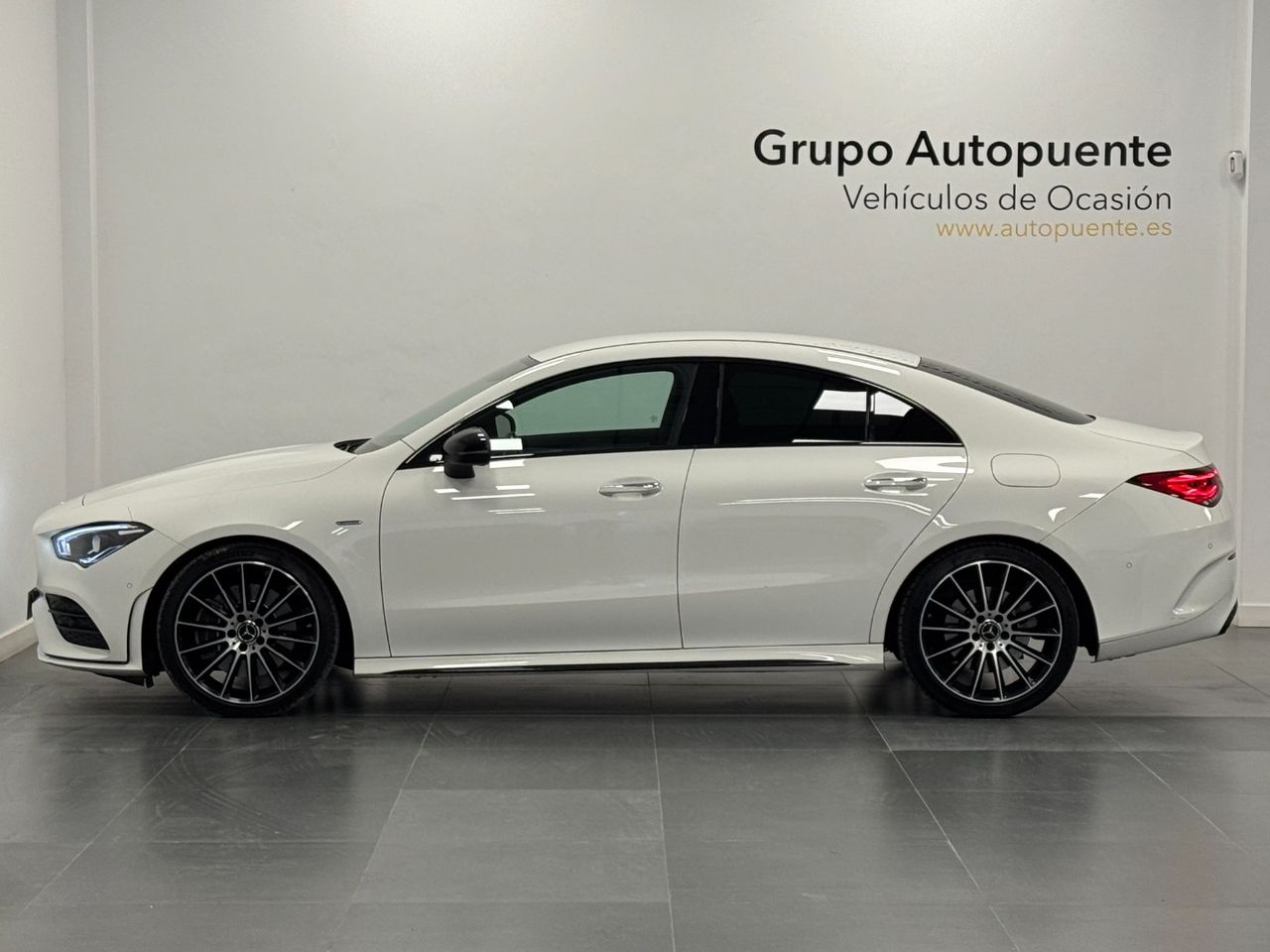 Mercedes CLA 250 AMG miniatura 6