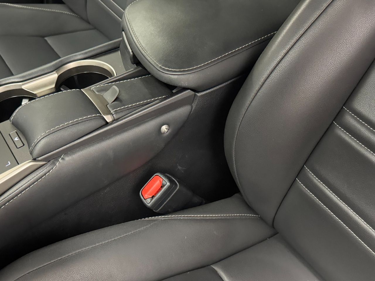 Lexus NX 300H PREMIUM foto 26