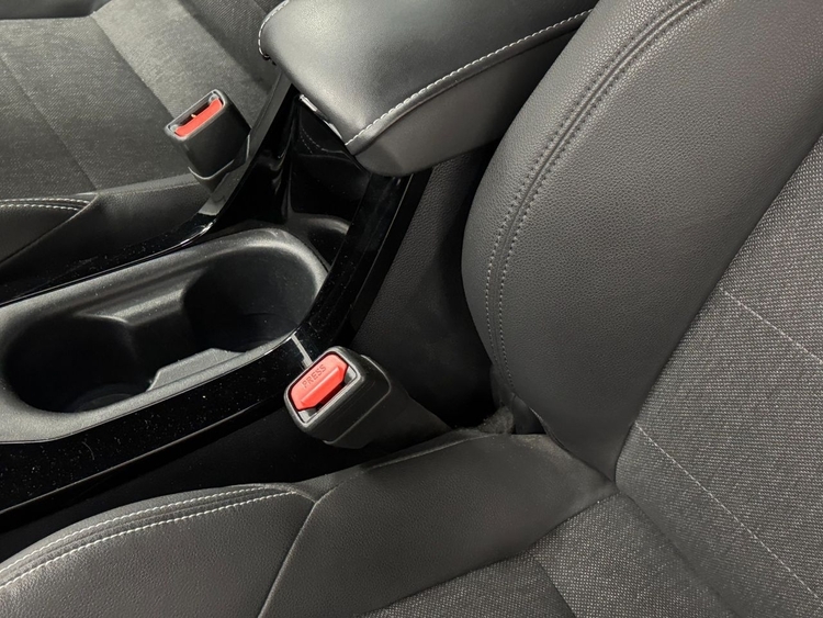 Toyota Corolla 180H STYLE TOURING SPORT foto 19