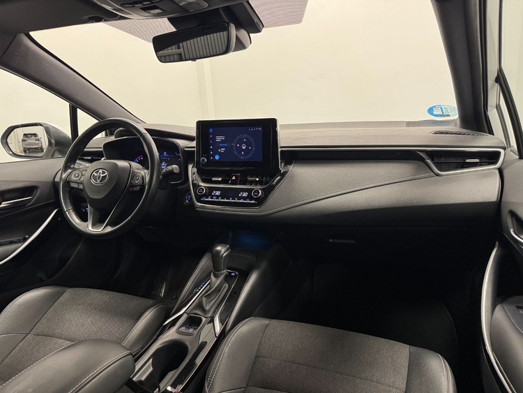 Toyota Corolla 180H STYLE TOURING SPORT foto 9