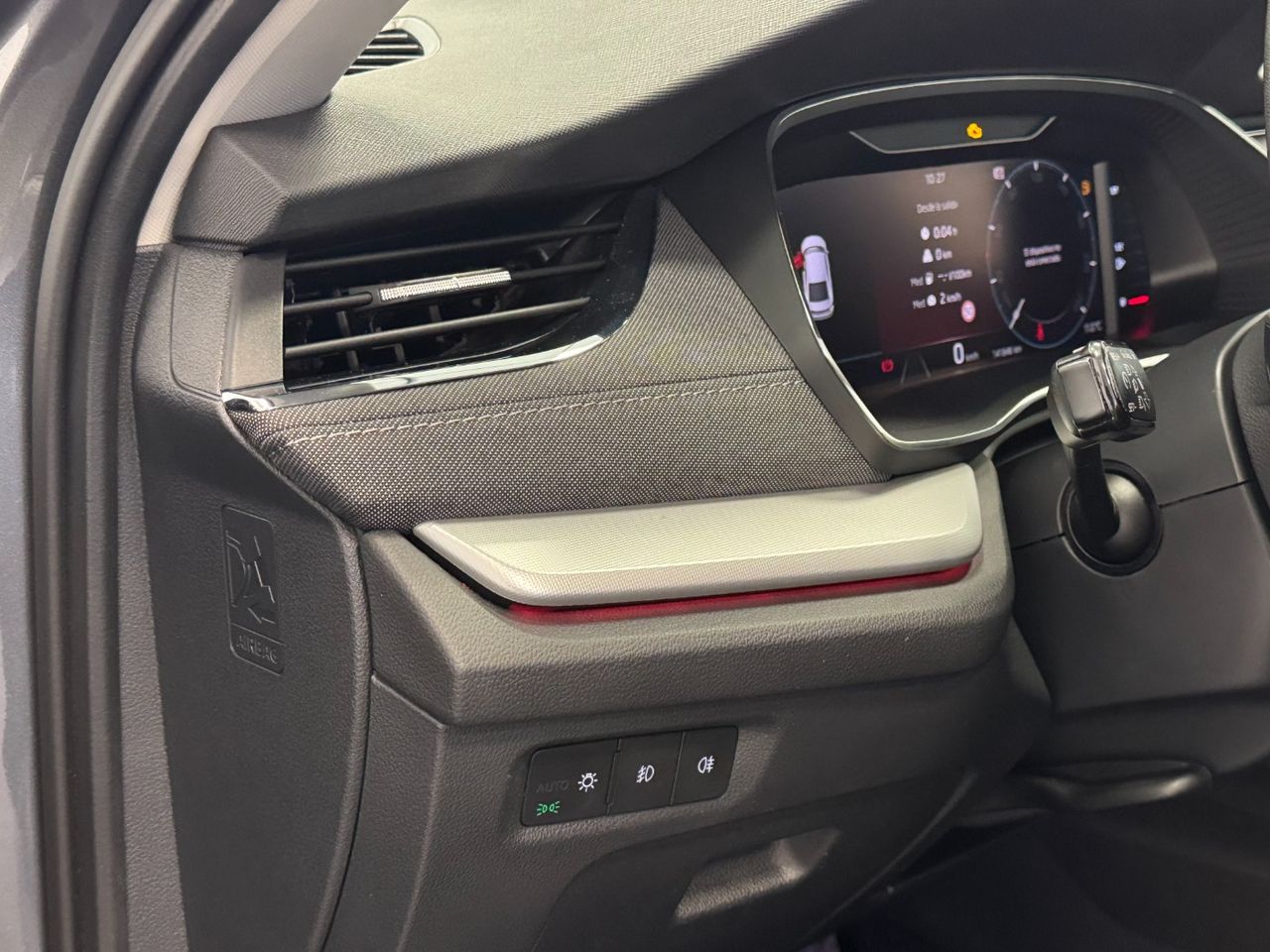 Skoda Octavia AMBITION PLUS miniatura 19