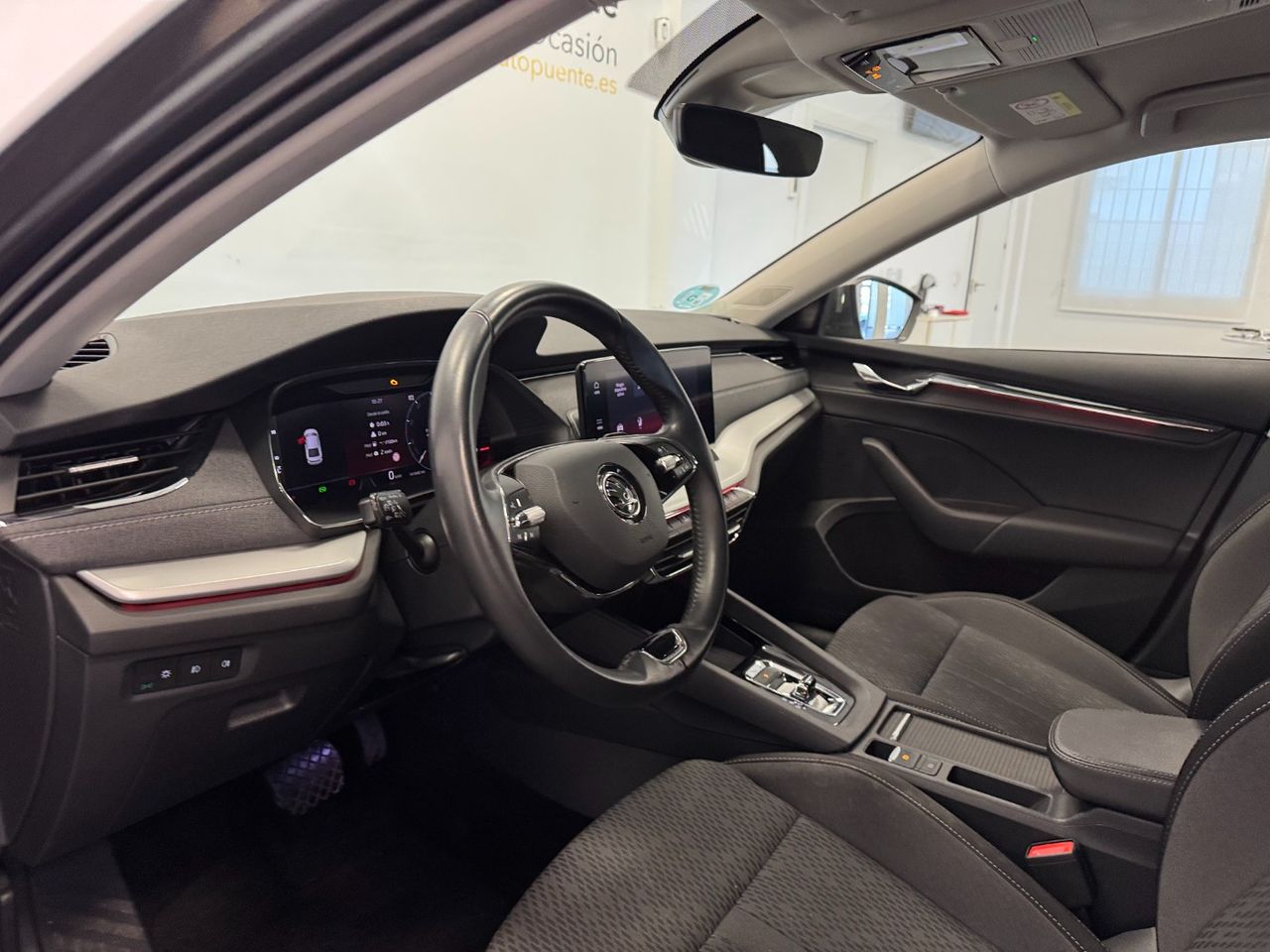 Skoda Octavia AMBITION PLUS miniatura 8