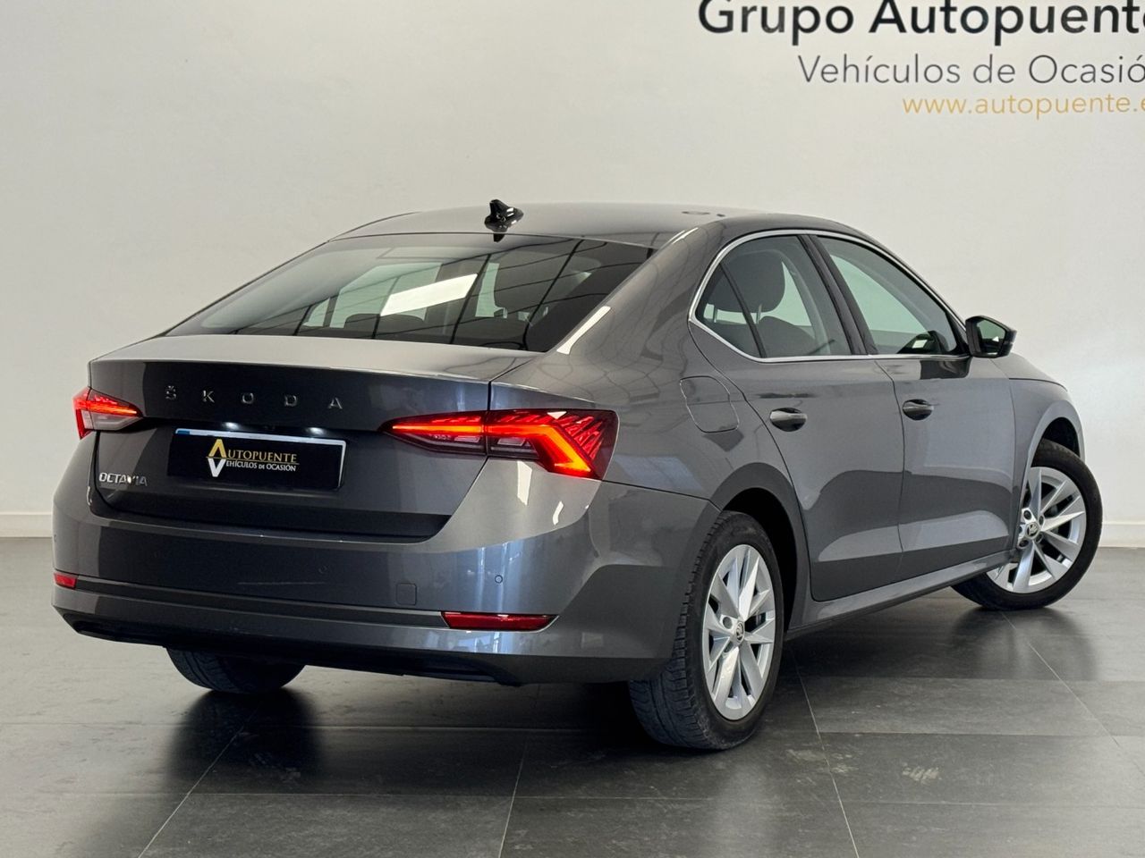 Skoda Octavia AMBITION PLUS foto 4