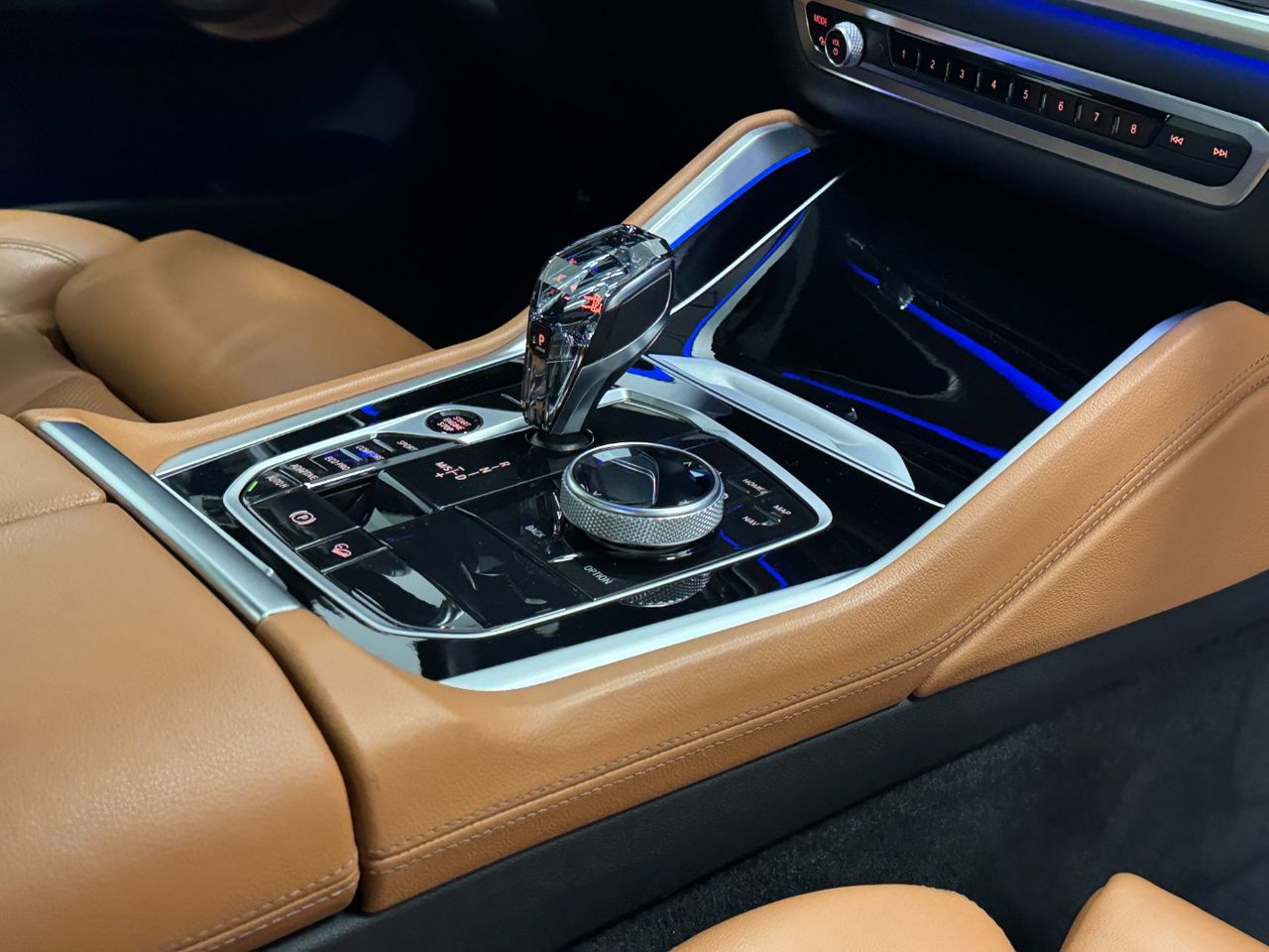 BMW X6 XDRIVE 40i 333cv foto 57