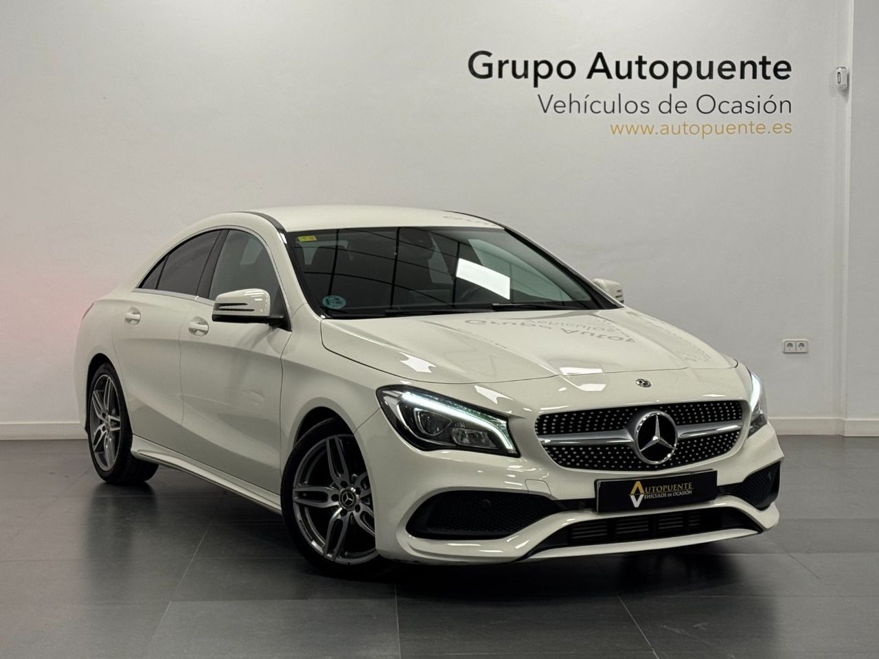 Mercedes Clase CLA AMG 200D foto 2