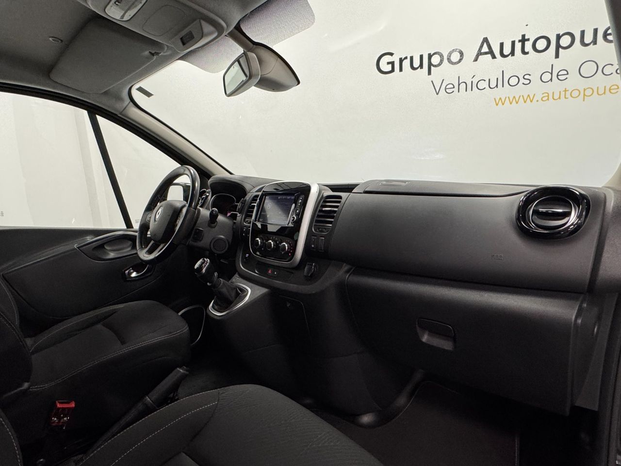 Renault Trafic Passenger Largo Energy Blue dCi 107 kW (145 CV) miniatura 12