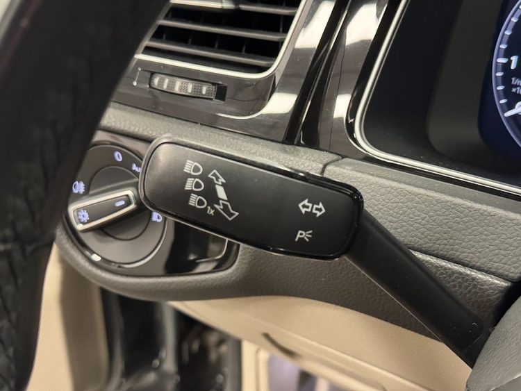 Volkswagen Golf R LINE 1.5TSI 150CV foto 20