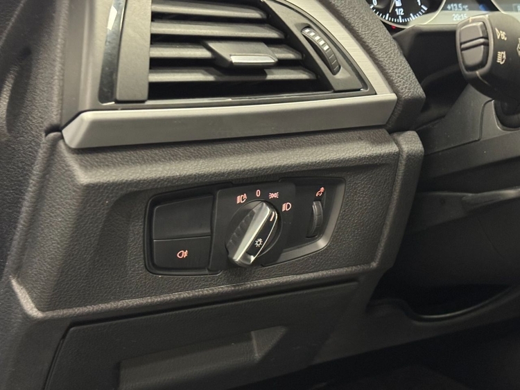 BMW Serie 2 M 235i foto 19