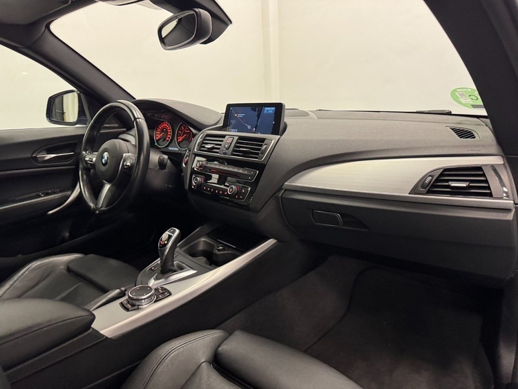 BMW Serie 2 M 235i foto 10