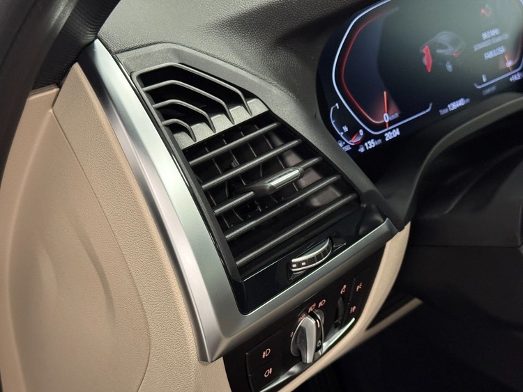 BMW X4 XLINE XDRIVE 20D foto 17