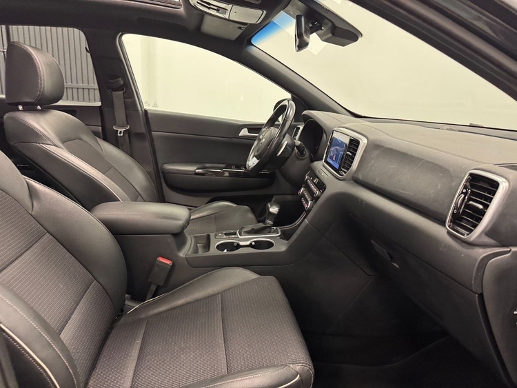 Kia Sportage GT LINE ESSENTIAL 136 foto 27