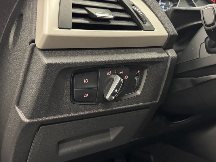 BMW Serie 1 116D foto 20