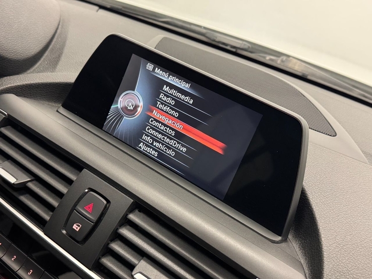 BMW Serie 1 116D foto 33