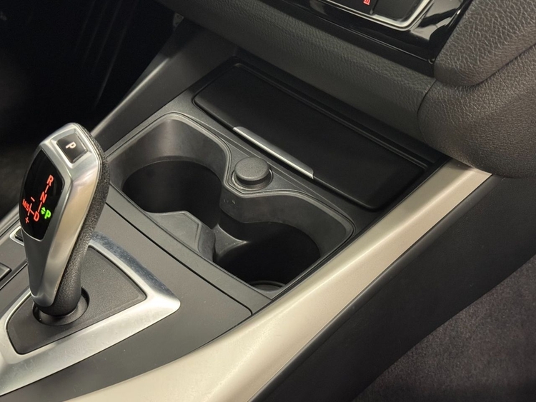 BMW Serie 1 116D foto 40