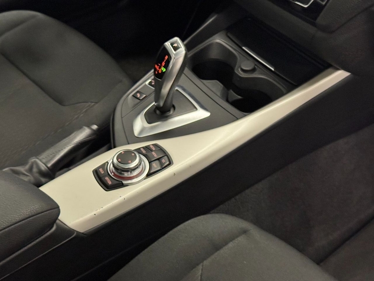 BMW Serie 1 116D foto 42