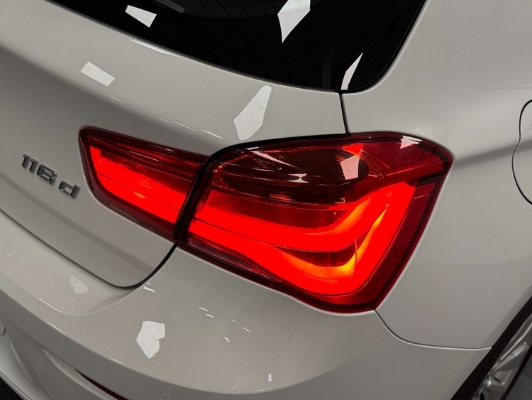 BMW Serie 1 116D foto 45