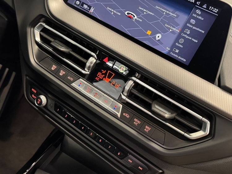 BMW Serie 1 18D foto 42