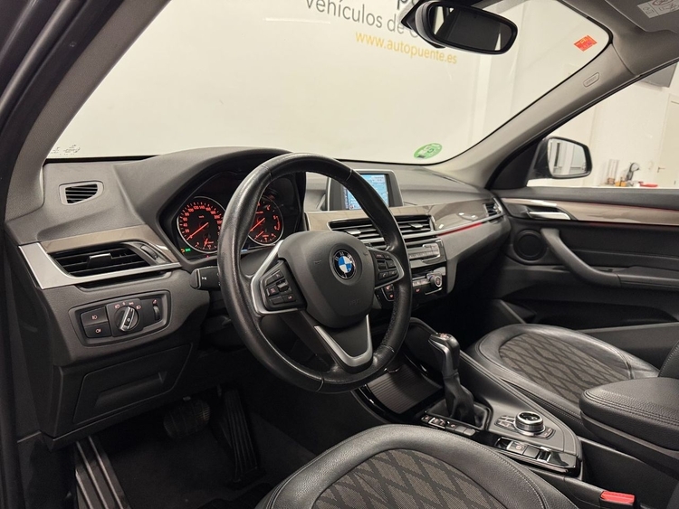 BMW X1 SDRIVE 18D foto 8