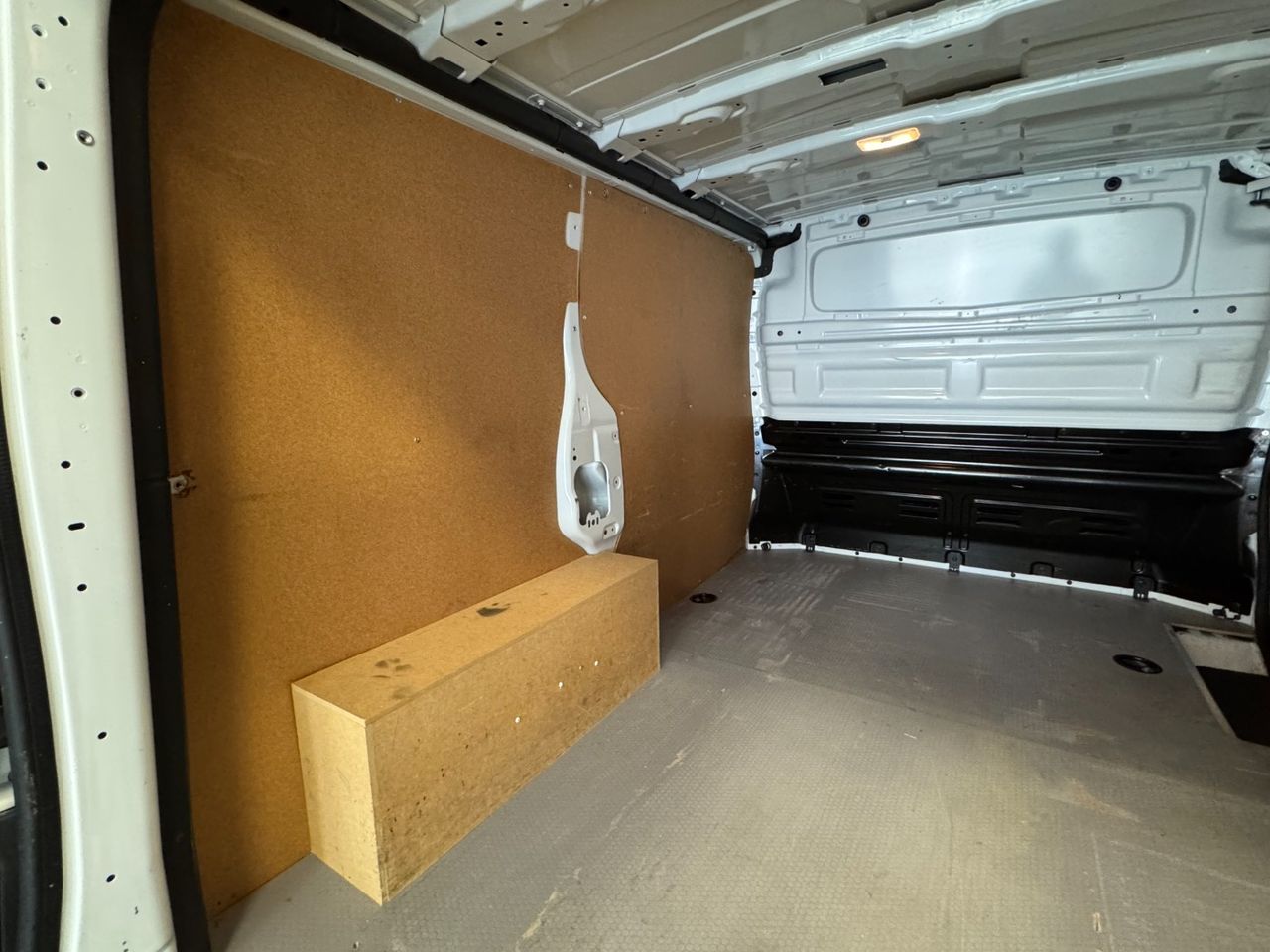 Renault Trafic 29 L2H1 ENERGY BLUE miniatura 28