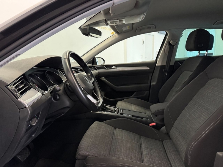 Volkswagen Passat EXECUTIVE DSG  foto 15