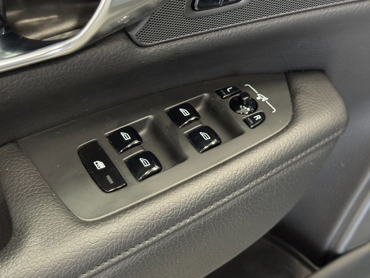 Volvo V90 B4 D INSCRIPTION AUTO foto 17