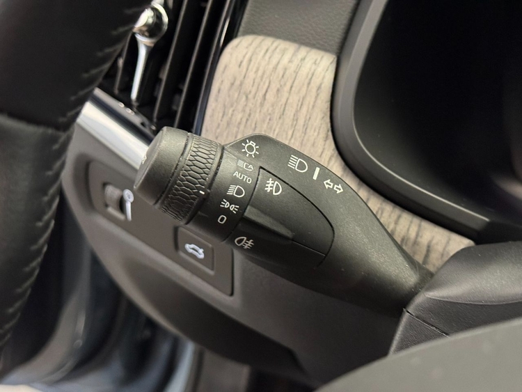 Volvo V90 B4 D INSCRIPTION AUTO foto 22