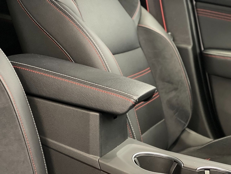 Renault Arkana RS LINE FULL HYBRID 145 foto 48