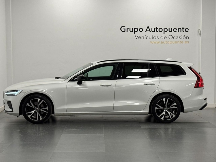 Volvo V60 2.0 B4 D PLUS DARK AUTO foto 6