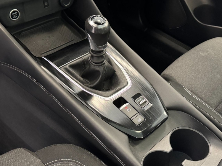 Nissan Qashqai PREMIERE EDITION MHEV 1.4DIG-T 140CV foto 25