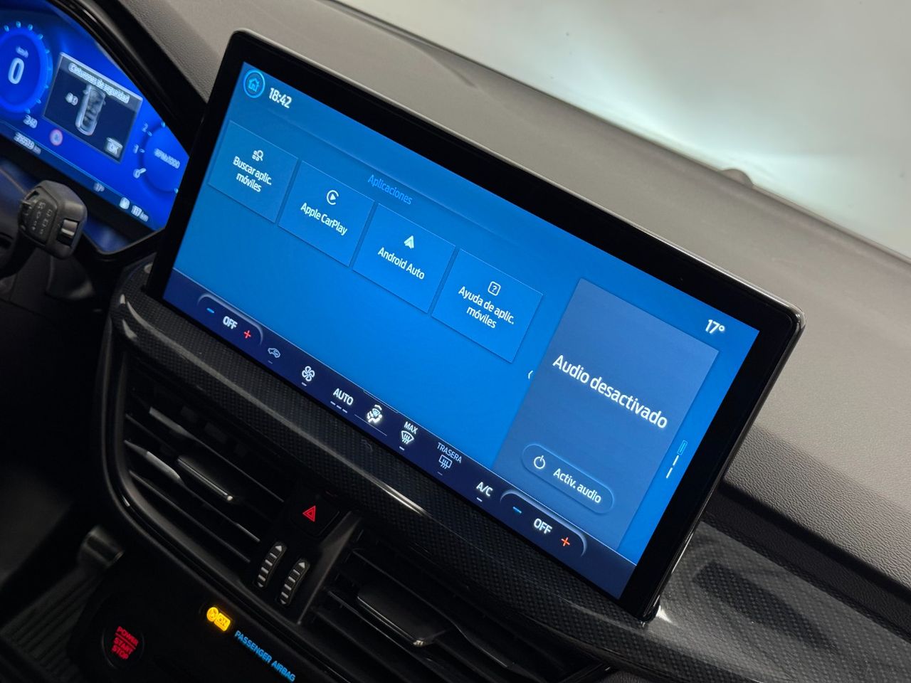 Ford Focus ST LINE ECOBOOST miniatura 39