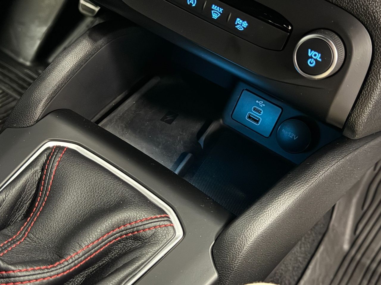 Ford Focus ST LINE ECOBOOST miniatura 46