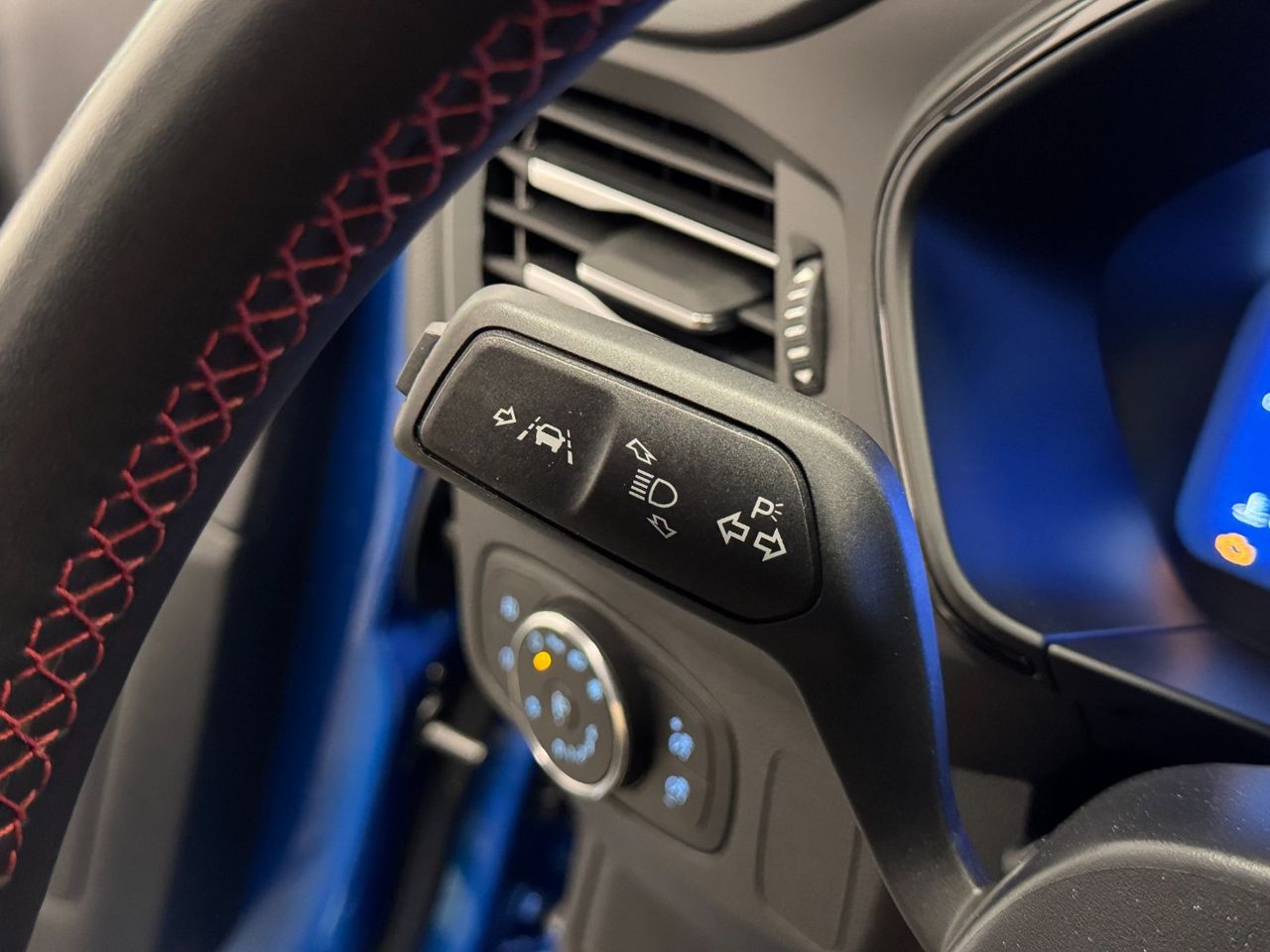 Ford Focus ST LINE ECOBOOST foto 22