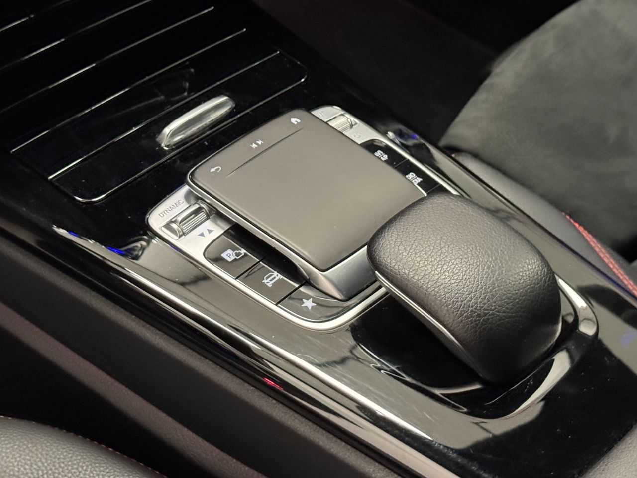 Mercedes CLA AMG 200D foto 28