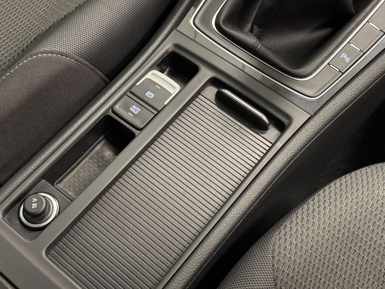 Volkswagen Golf VARIANT ADVANCE TDI foto 40