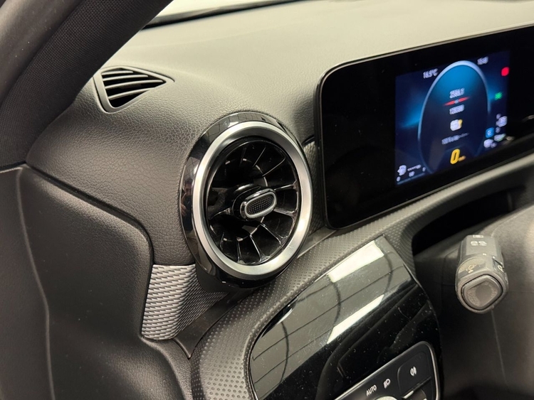 Mercedes Clase A SEDAN 250E  foto 17