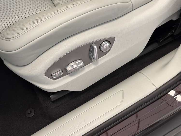 Porsche Macan MACAN  foto 26