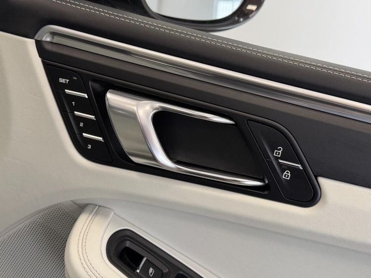 Porsche Macan MACAN  foto 34