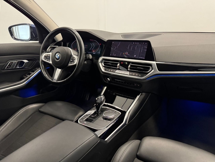 BMW Serie 3  320D  foto 12