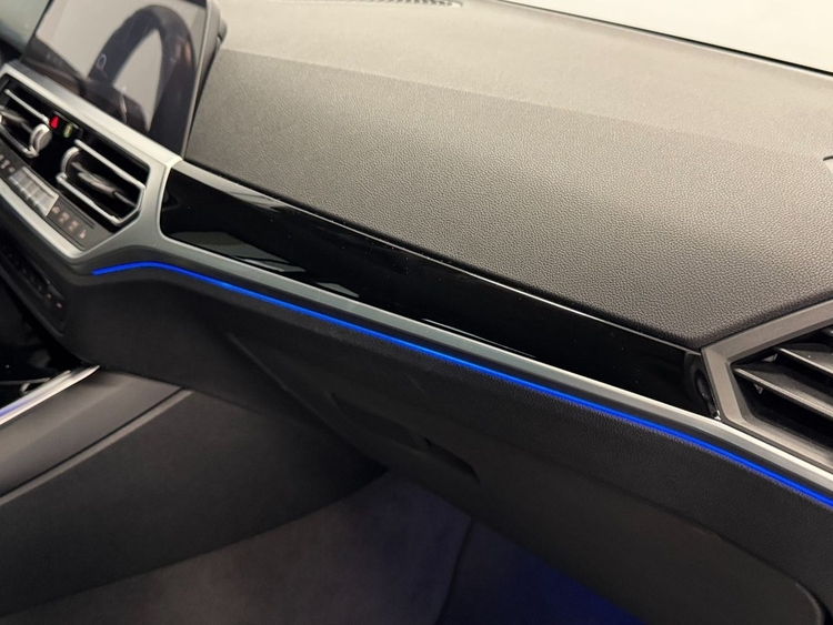 BMW Serie 3  320D  foto 34