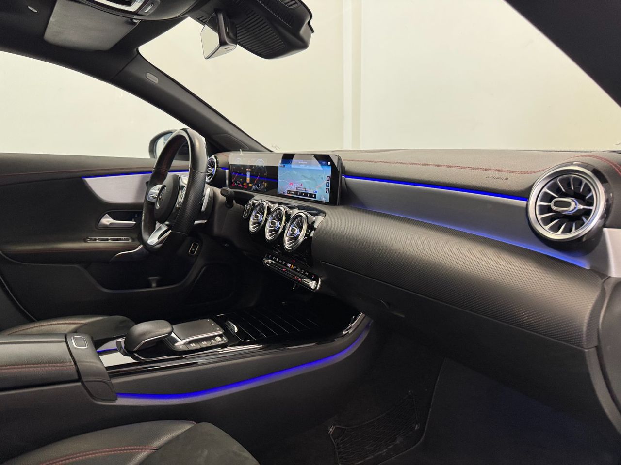 Mercedes CLA AMG 200D miniatura 26