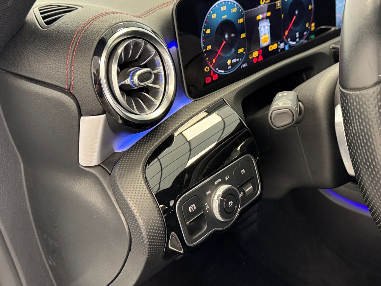 Mercedes CLA AMG 200D foto 17