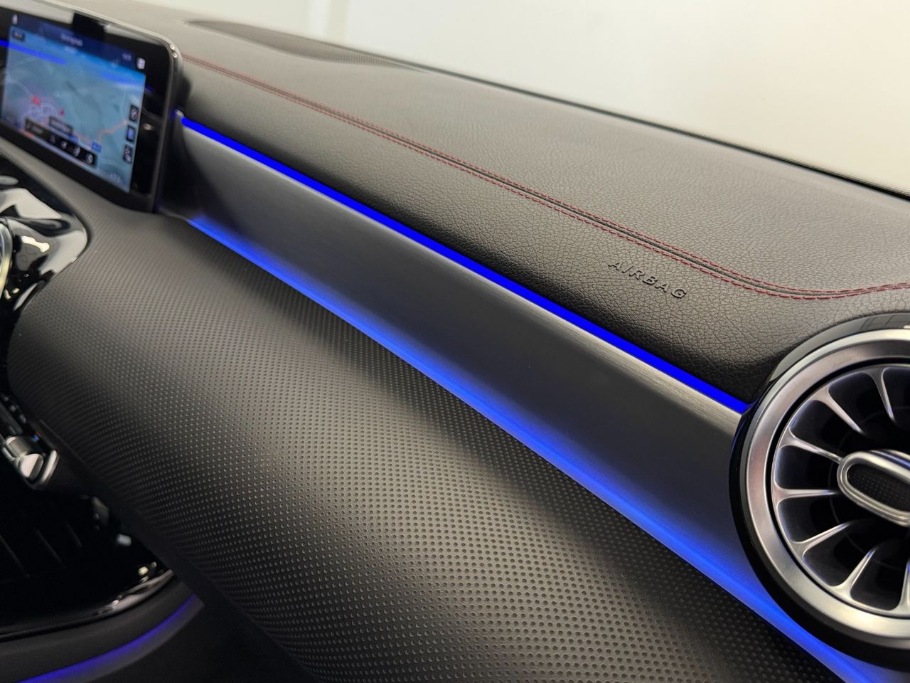 Mercedes CLA AMG 200D foto 30