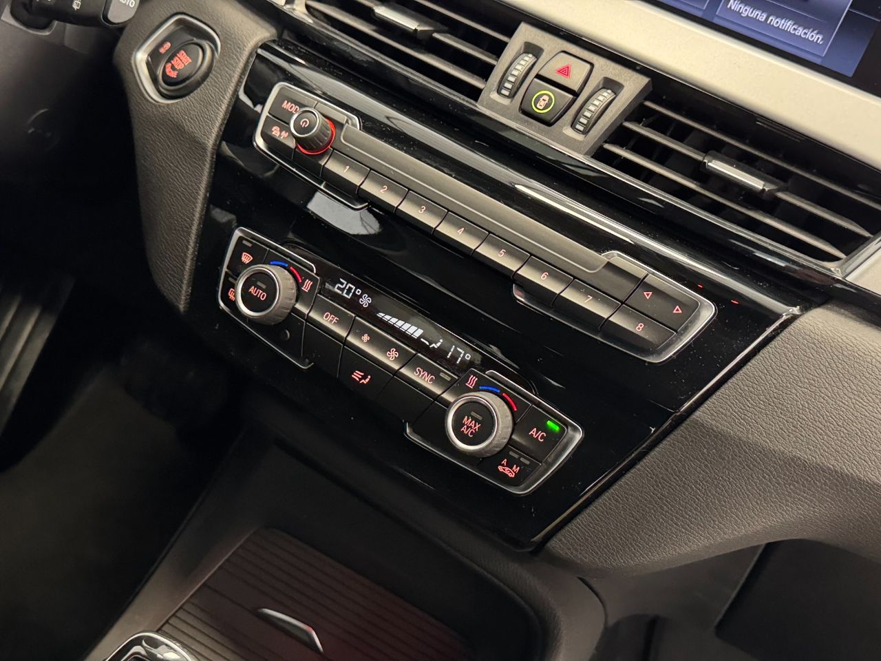 BMW X1 SDRIVE 18D  foto 35