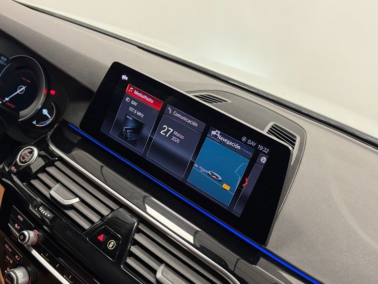 BMW Serie 5 520D  foto 30