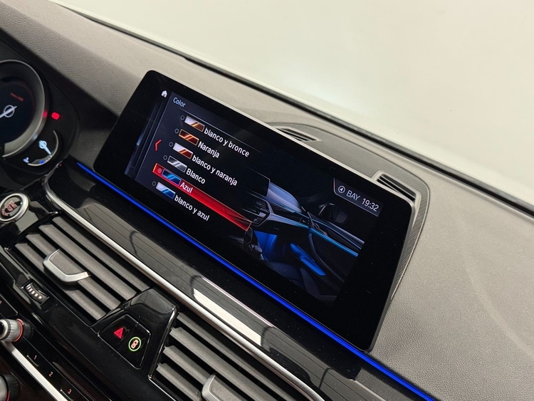 BMW Serie 5 520D  foto 36