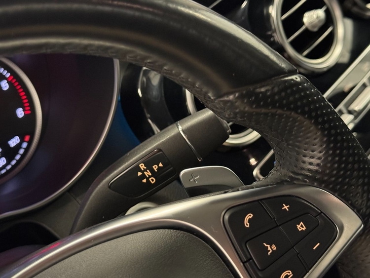 Mercedes Clase GLC AMG 220D 4MATIC  foto 26