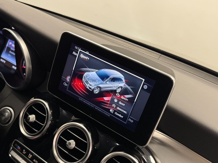 Mercedes Clase GLC AMG 220D 4MATIC  foto 34